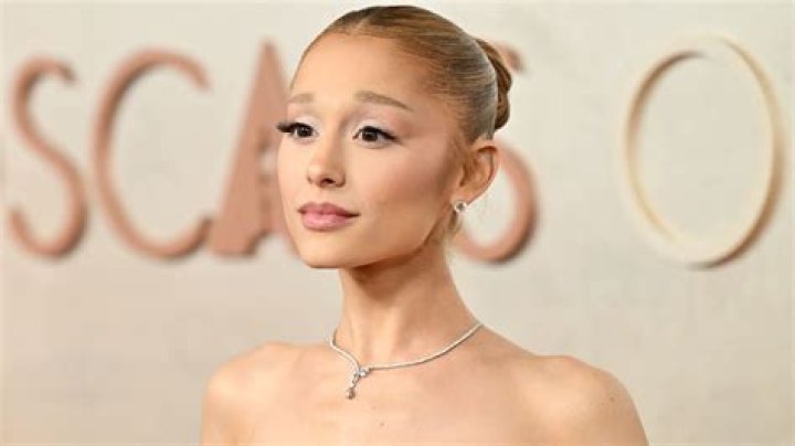 Ariana Grande's Pregnancy Rumors Deciphered