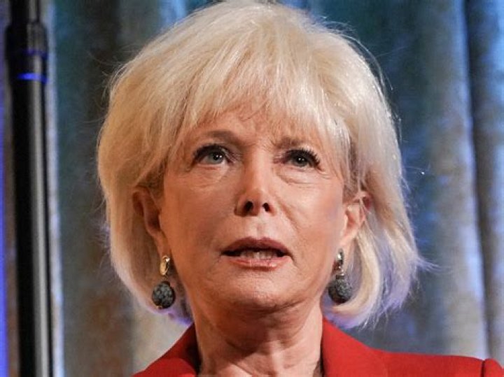 Is Julie Stahl Related To Lesley Stahl?