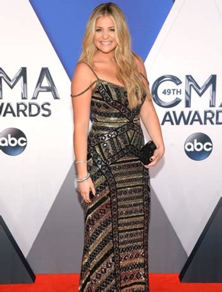 Lauren Alaina Body Measurements
