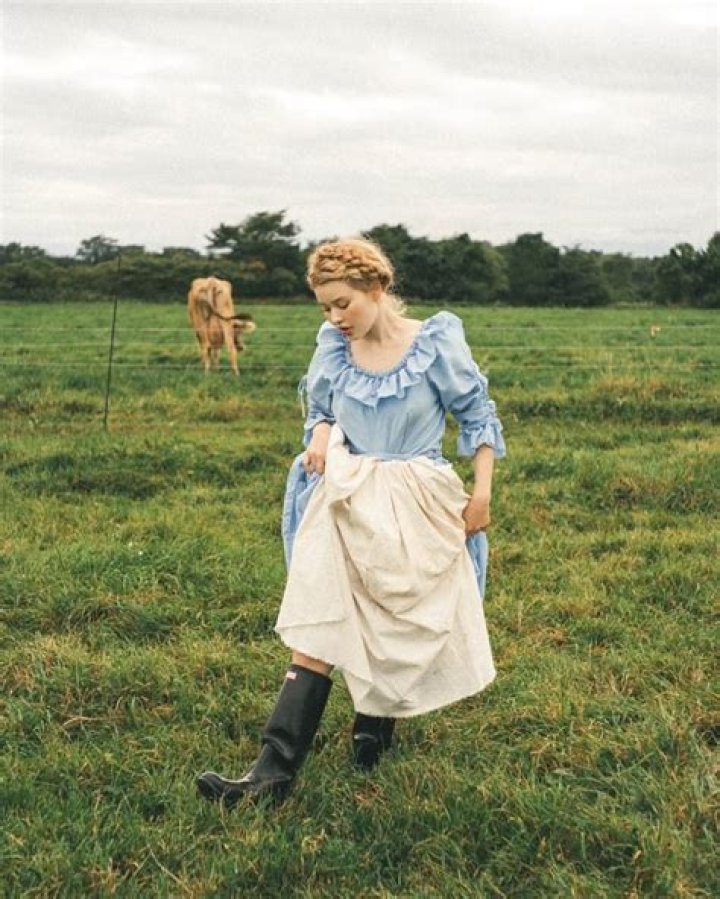 Unraveling The "Gwen The Milkmaid OnlyFans Leak"