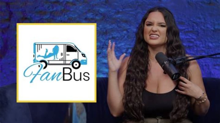Unveil The World Of Kelsey Lawrence: A Fanbus Adventure