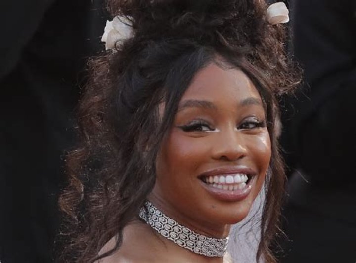 Unveiling SZA's Height And Weight: Insights And Surprises Revealed