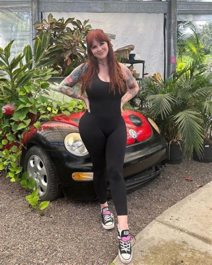 Unveiling The Secrets Of "Julie With The Cakes OnlyFans": An Insightful Exploration
