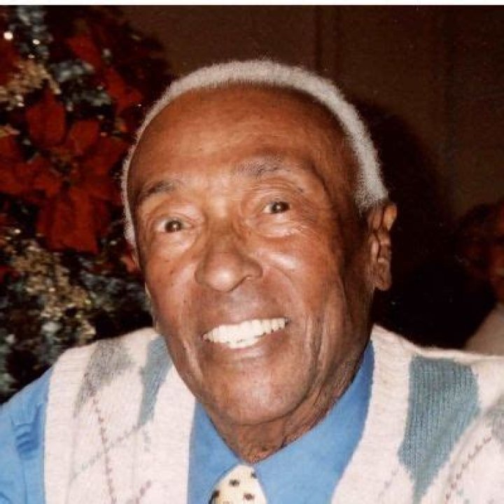 Who Is Kim Fields Father?